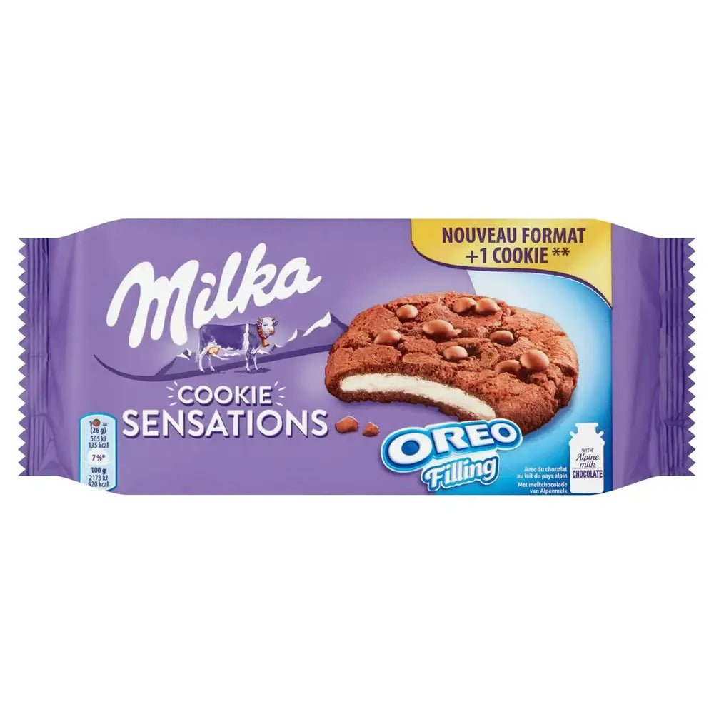 Paquet mauve de cookies Milka fourrés à la crème d'Oréo