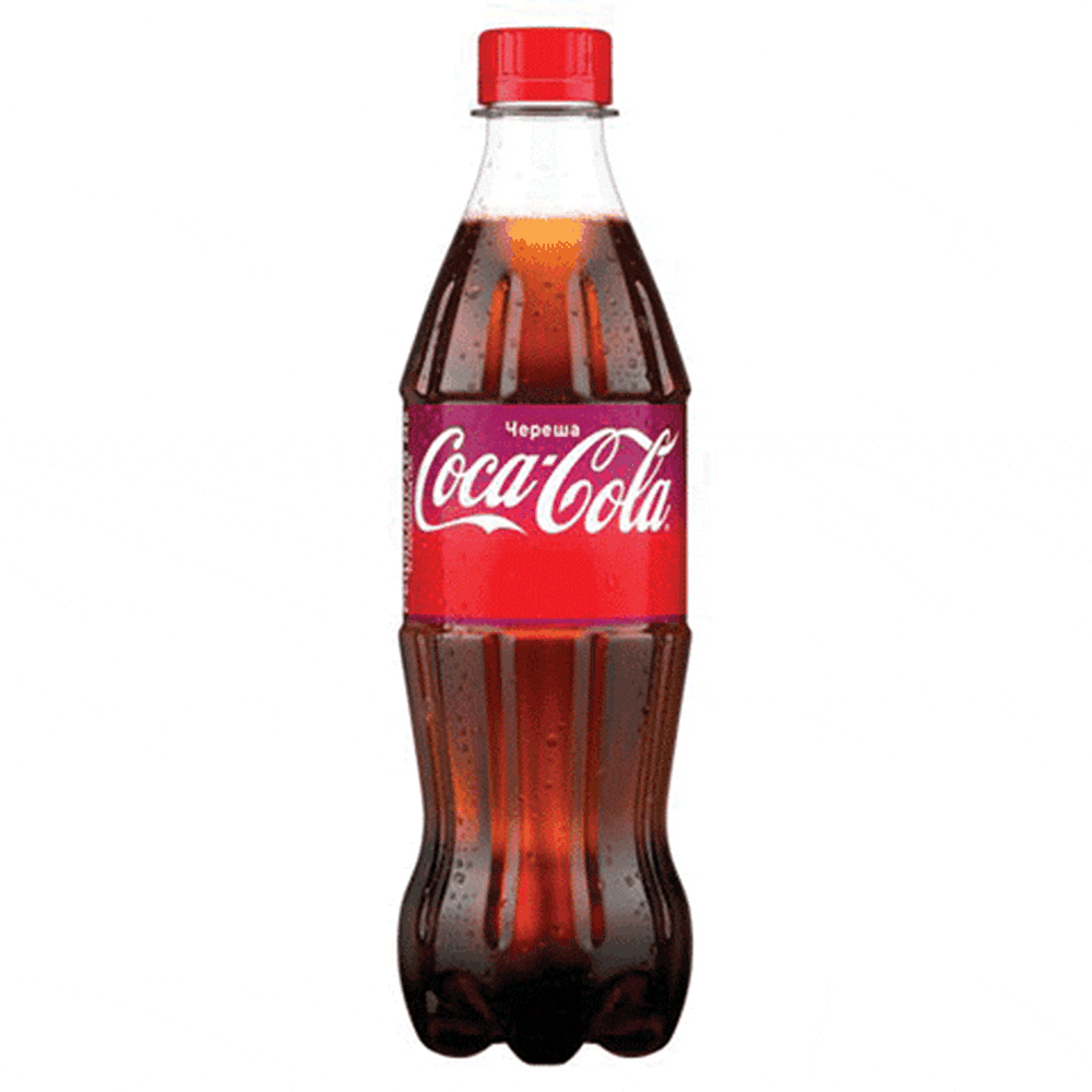 Une petite bouteille transparente remplie de coca avec une étiquette rouge et mauve