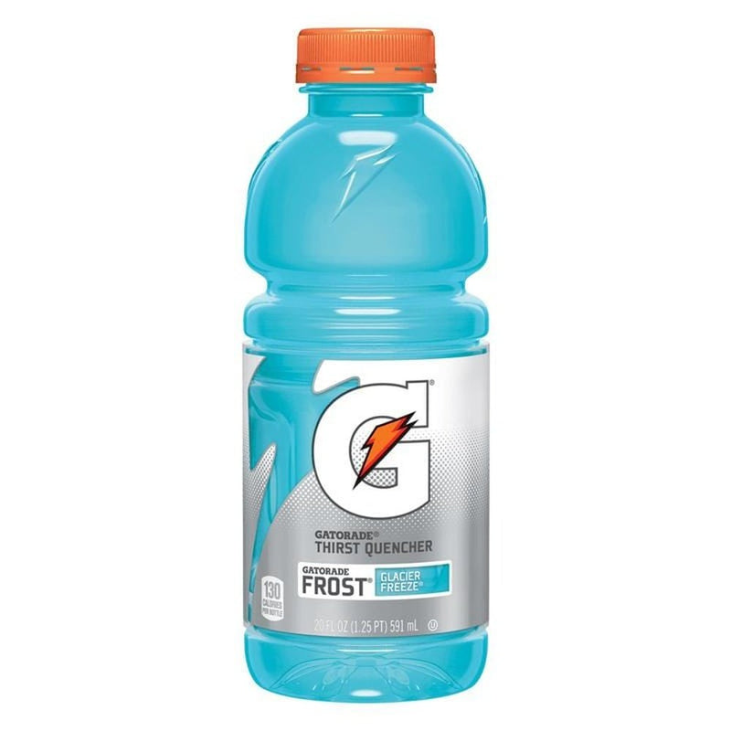 Une bouteille transparente sur fond blanc, qui dévoile une boisson bleu. Sur l’étiquette grise, il y a le logo qui est un grand « G » avec un éclair orange 