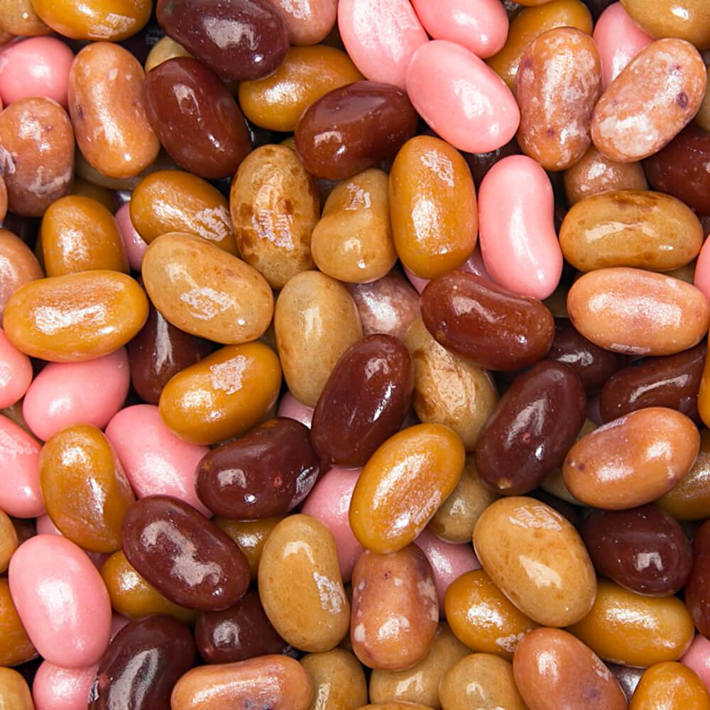 Un tas Jelly Belly rose et marron, des petits bonbons en forme d’haricots
