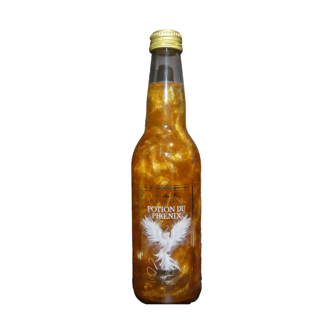 Une bouteille transparente avec une boisson pailletée jaune et sur l’étiquette un phoenix blanc. Le tout sur fond blanc